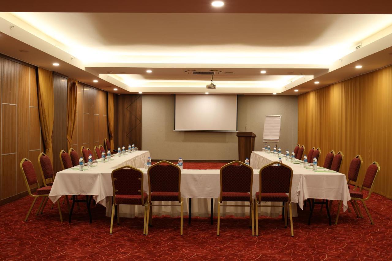 Holiday Inn - Trabzon-East By Ihg Exteriör bild